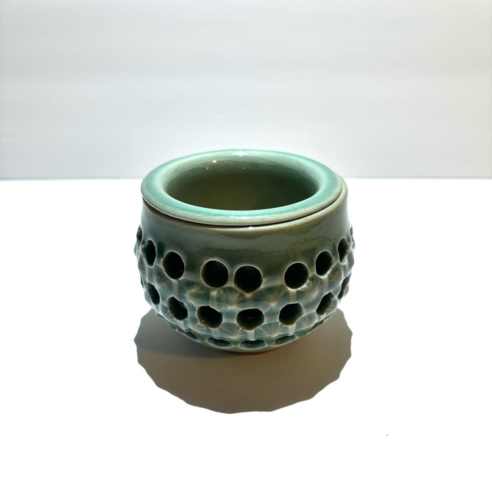 Celedon Tea infuser cup Japanese